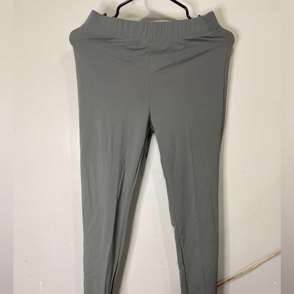 Track suit - Picture 3 of 5